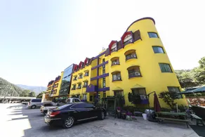 Inje Tourist Hotel - Image 3
