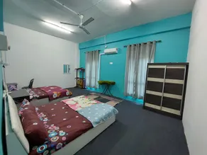 V2 HOMESTAY - Image 2