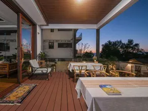Golden Years Boutique Inn - Image 4