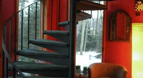 Mink Hollow Lodge - Image 4
