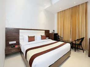 Hotel O Grand Star - Image 2
