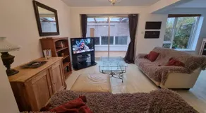 Spacious Home w/ Parking & Garden - Image 2