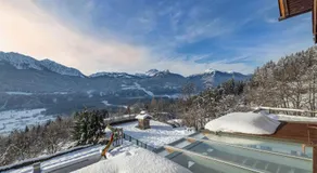 nawu apartments & Restaurant - Image 2