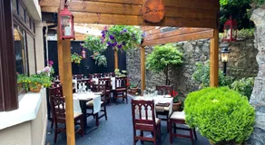 Befani's Mediterranean Restaurant & Townhouse - Image 5