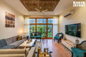 StayVista at The Oakridge 4BR in Chamba with Jacuzzi, nearby activities at Khajjiar Mini Switzerland of India - Image 4