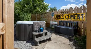 Skipbridge Farm Glamping - Image 3