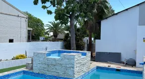 Rhino Guest House - Image 2