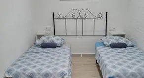 Rooms Burjassot - Image 5