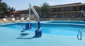 TravelStar Inn & Suites - Image 5