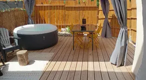 l'Entre Nous, jacuzzi privé et piscine à Carcassonne - Image 4