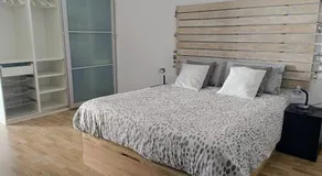 Precioso Dúplex con terraza a 5 minutos playa y 20 minutos de Barcelona - Image 2