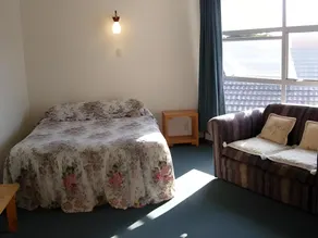 Motel Six - Image 2