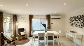 Entire modern house near the beach - Image 2