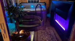 Angies Country Cabins Off Grid Cabins with shared hot tub access Open year round Shared Bathroom access which is not in cabin and hot breakfast add on for extra fee available on weekends only - Image 2
