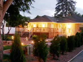 Anniversary House - Image 3