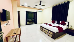 7 Hill Stays - Image 3