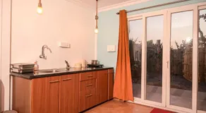 Kieh Beachfront Villa - Image 2