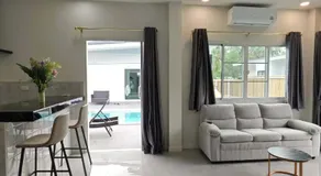 jessi house pool - Image 2