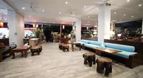  Wild Orchid Villa Bangkok - Image 4
