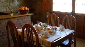 CASA ALDEA LOS CASTAÑOS - Image 2