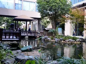 Sanhe International Hotel - Image 5