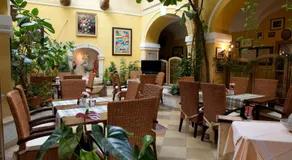 Hotel Ungarische Krone - Image 3