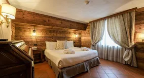 Hotel Jumeaux - Image 2