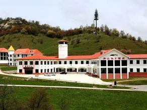 Guanshan Holiday Hotel - Image 4