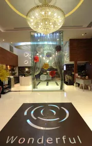 Wonderful Hall Hotel - Image 3