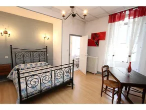 Logis Hotel Le Prieure - Image 4