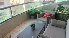 proche kikar , piscine, spacieux et agréable - Image 5