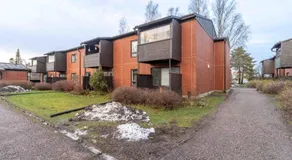 Only 9 mins from the airport 74,5 m2 apartment with free parking & beds for 7 - Image 4