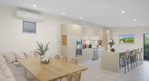 Heated Swimming Pool and Walk To Beach - Image 3