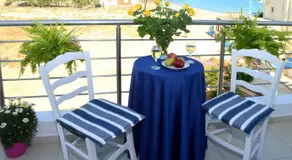Meltemi Beach Apartments - Image 4