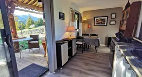 La Peyregoune, logement en pleine nature et table d'hôtes - Image 2