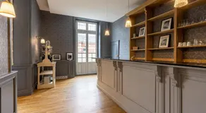 La Maison Blanche - Appart Hôtel de charme Chic & Cosy climatisé, à 350m du coeur de ville de Limoges - Accès autonome - Image 3
