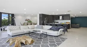 Riptides Booker Bay -Waterfront apartment, walk to shops & cafes - Image 5