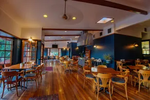 The Tamworth Hotel - Image 2