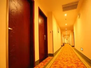 GreenTree Inn Suzhou Wujiang Zhenze Town Zhennan Road Express Hotel - Image 5