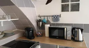 L2 - Green and cosy flat close Paris - WIFI & NETFLIX - Image 3