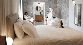 49 Boutique - Image 2