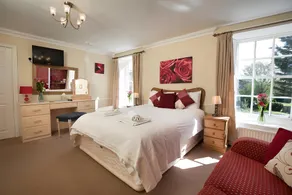 The Coachman Inn - Image 2