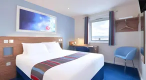 Travelodge Chichester Central - Image 2