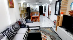 MM's House - Image 3