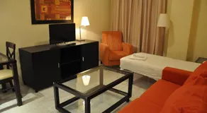 Apartamentos Luxsevilla Palacio - Image 2