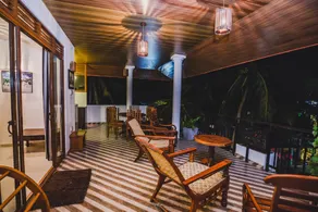 Sea View Beach Unawatuna Hotel - Image 2