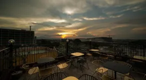950 Condotel - Image 3