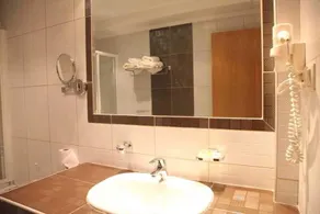 Pantelidis Hotel & Spa - Image 4