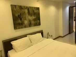 Crown Luxury Apartment 3 Bed Room - Image 2