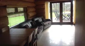 lyne view, log cabin - Image 2